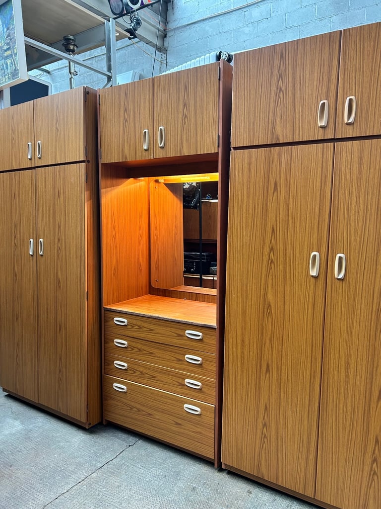 image for Vintage 3 Pieces Wardrobe £120