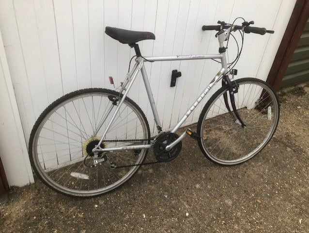 Hybrid city Raleigh Pioneer 18 in Enfield, London