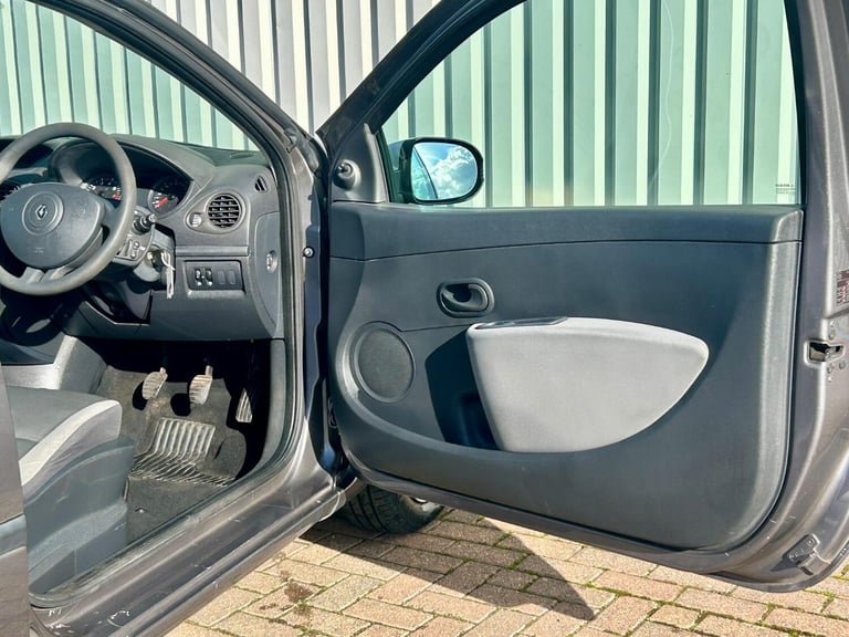 RENAULT CLIO 1.2 Bizu 2011