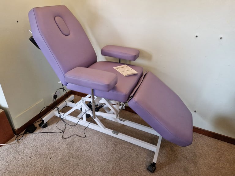 image for Buckingham Electric three-section adjustable treatment couch
