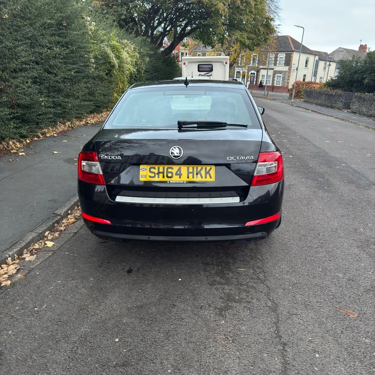 Skoda, OCTAVIA, Hatchback, 2014, Semi-Auto, 1968 (cc), 5 doors