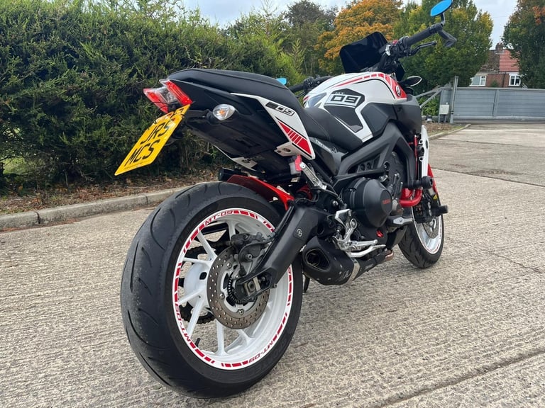2018 18 YAMAHA MT09 ABS MT-09 STUNNING ANNIVERSARY COLOURS EXTRAS 13k MILE MT 09