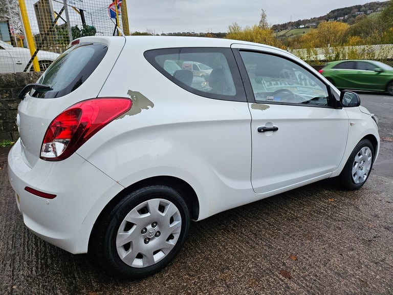2014 Hyundai i20 1.2 Classic 3dr HATCHBACK Petrol Manual