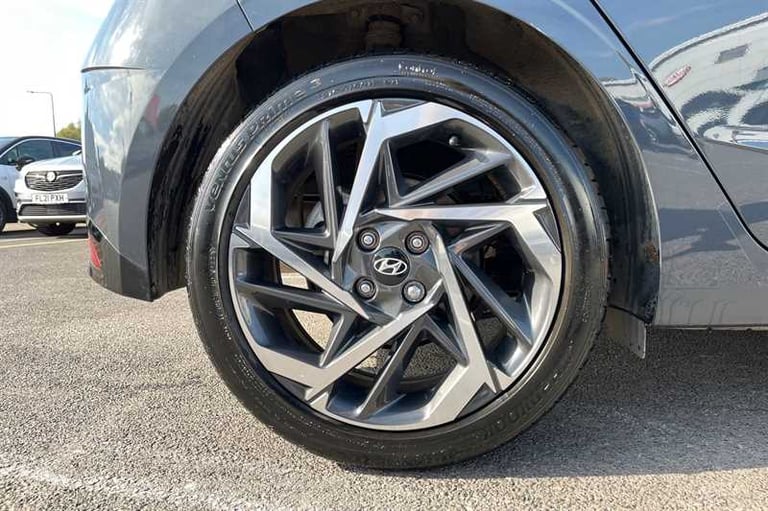 2022 Hyundai i20 1.0 T-GDi MHEV Premium Hatchback 5dr Petrol Hybrid DCT Euro 6 (s/s) (100 ps Hatc...