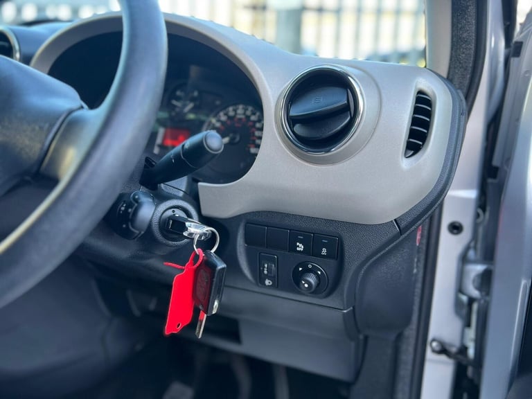 2014 Citroen Berlingo 1.6 HDi XTR Multispace MPV Euro 5 5dr MPV Diesel Manual