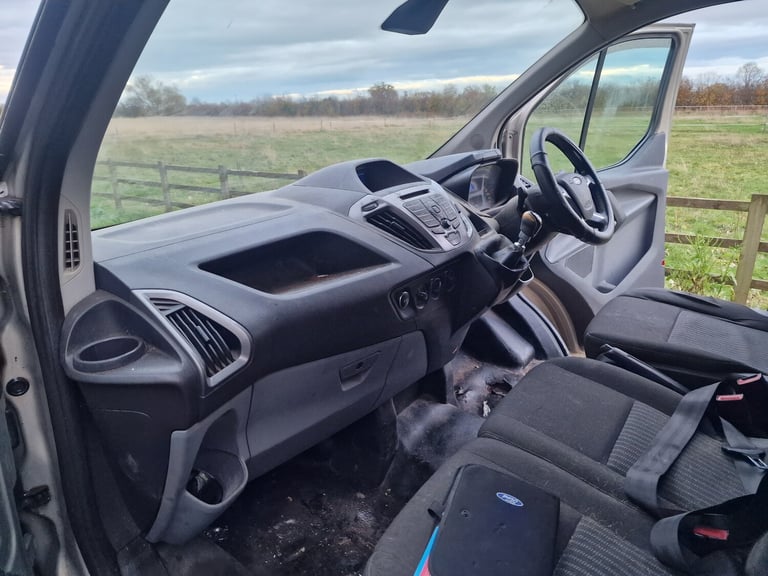 2013 Ford Transit Custom Gold LWB  Drives Perfect  8m MOT  Spares Repairs