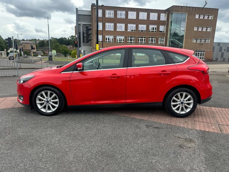 2015 Ford Focus 1.0T EcoBoost Titanium Euro 6 (s/s) 5dr HATCHBACK Petrol Manual