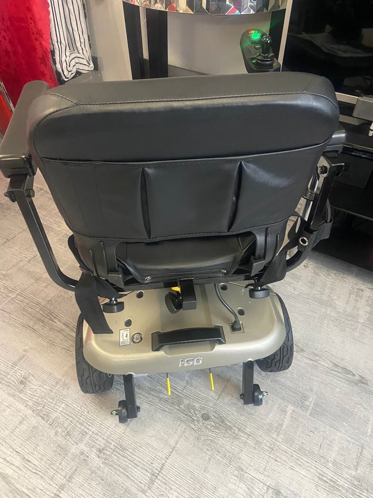 Mobility power chair, Electric wheelchair I-Go Crest CSS, 18 months old. Free delivery possible.