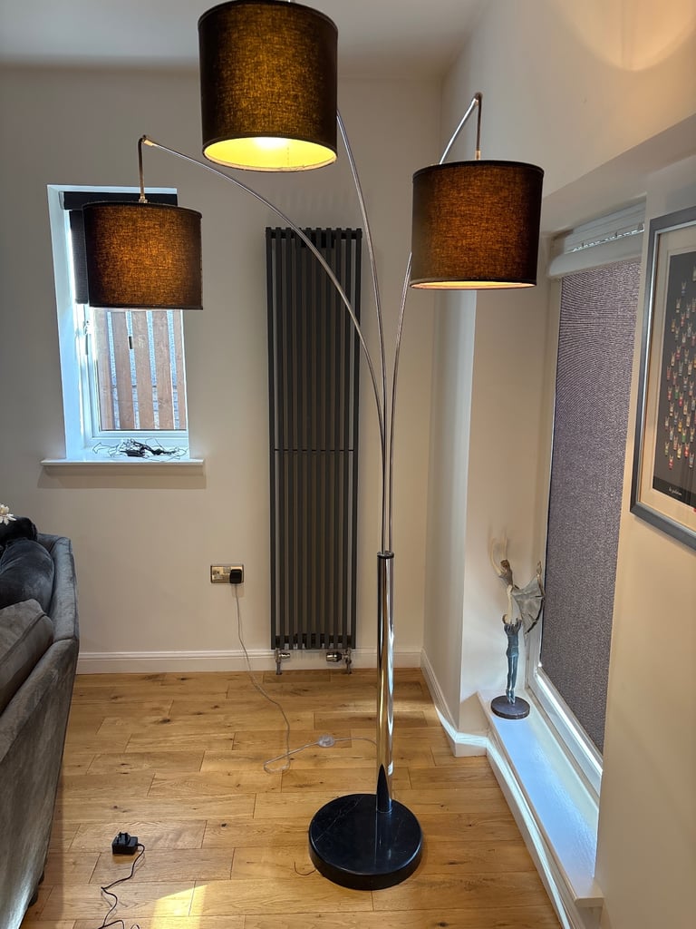 image for Floor standing lamp with 3x black shades from Belgica 