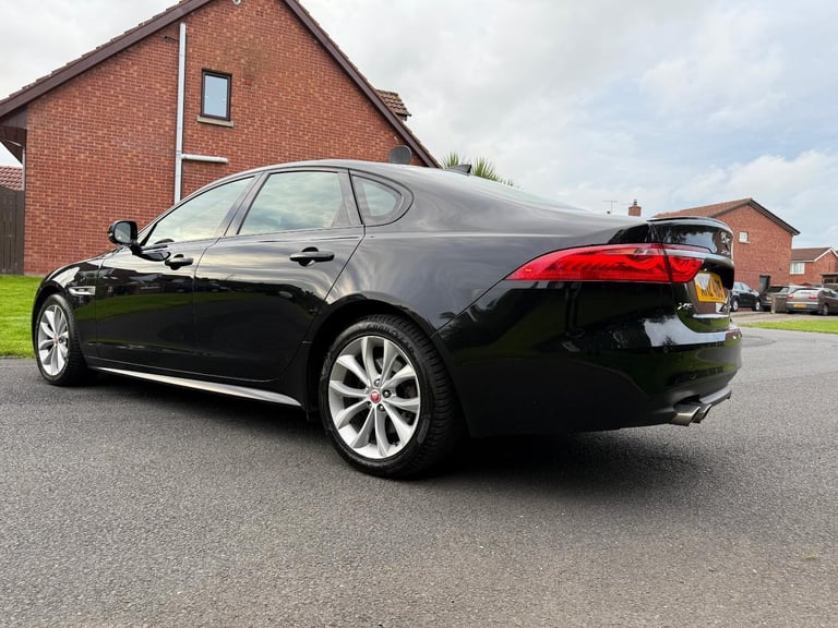 2020 Jaguar XF 2.0 DIESEL 180 BHP / R - SPORT EDTION / 8 SPEED AUTO 