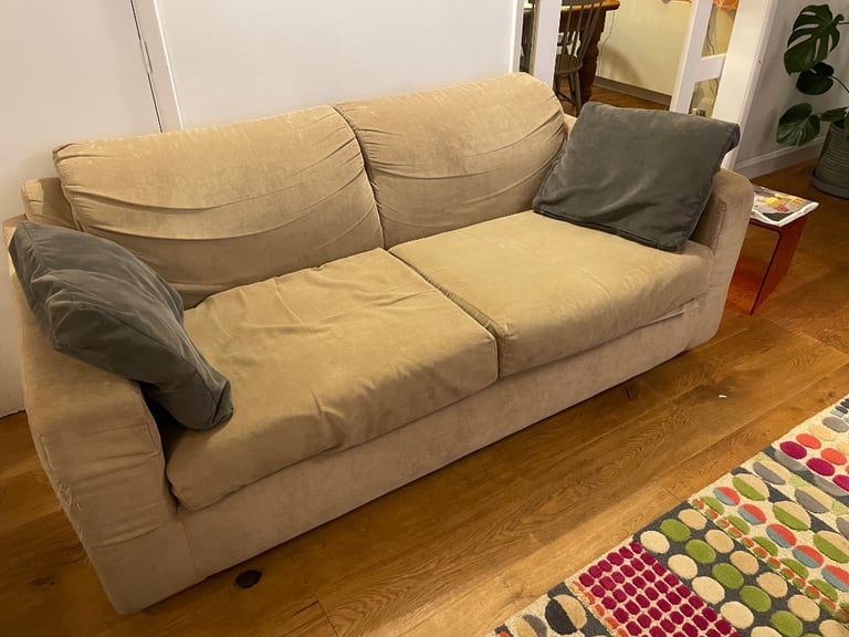 Second Hand Sofas Futons For In