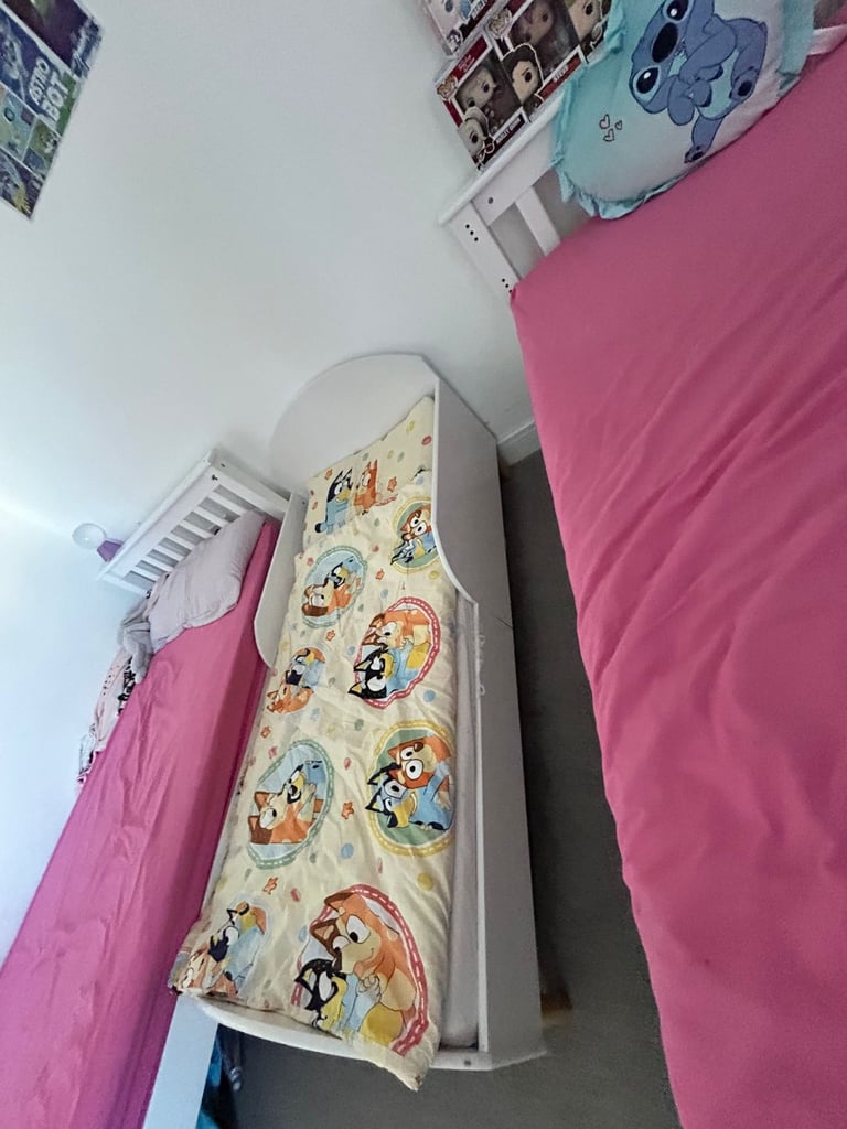 image for Toddler bed 