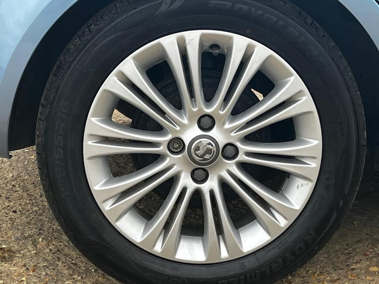 2014 Vauxhall Corsa 1.4 16V SE Hatchback 5dr Petrol Manual Wide Ratio Euro 5 (100 ps) Hatchback P...