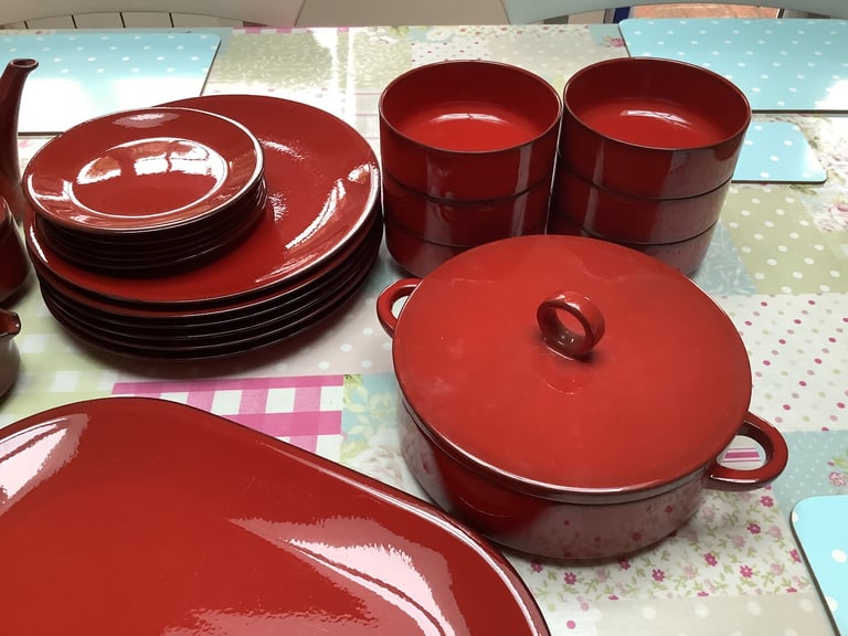 Villeroy and Boch dinner service