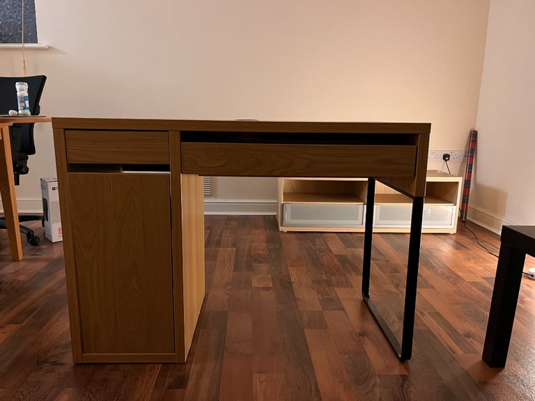 Desk for on sale sale gumtree