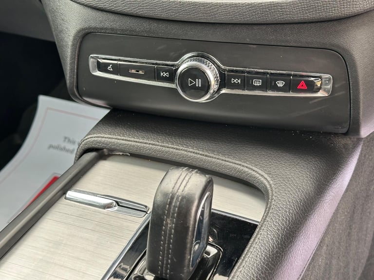 2022 Volvo XC90 2.0h T8 Recharge 18.8kWh Inscription Pro SUV 5dr Petrol Plug-in Hybrid Auto ESTAT...