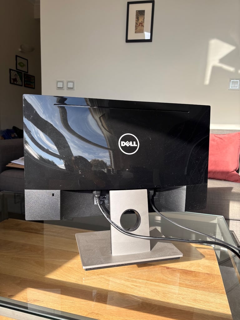 Dell SE2216H 21.5 Inch Full HD (1920 x 1080) Monitor