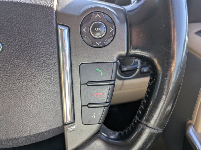 2012 62 LAND ROVER DISCOVERY 4 3.0 SD V6 HSE SUV 5DR DIESEL AUTO 4WD EURO 5 (255