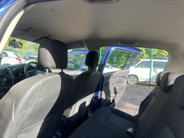 2013 Dacia Sandero 0.9 TCe Laureate Euro 5 5dr HATCHBACK Petrol Manual