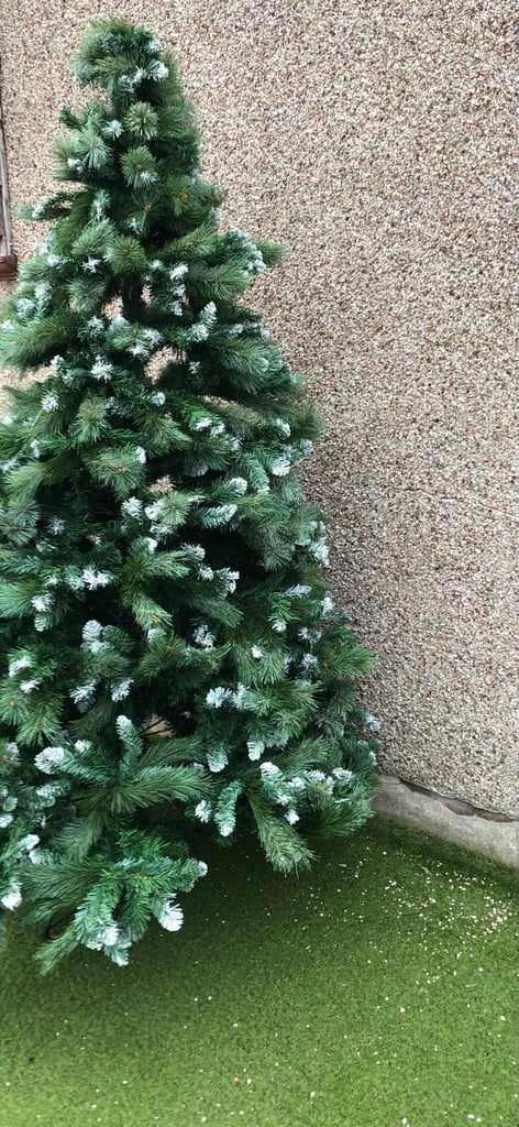 Huge Christmas Tree 225 cm 