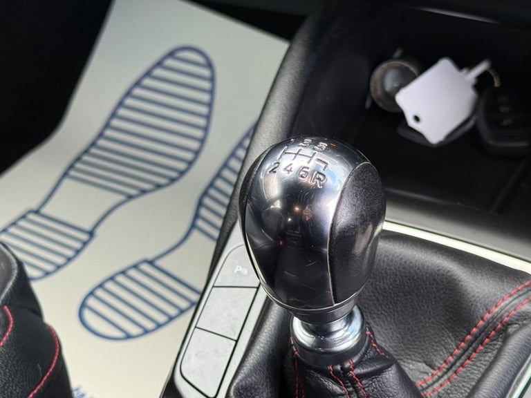 2019 Ford Focus 1.0T EcoBoost ST-Line X Hatchback 5dr Petrol Manual Euro 6 (s/s) (125 ps) Hatchba...