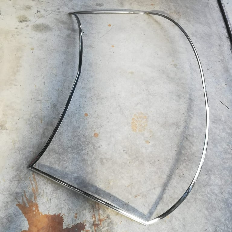 Windscreen chrome molding for Maserati Indy