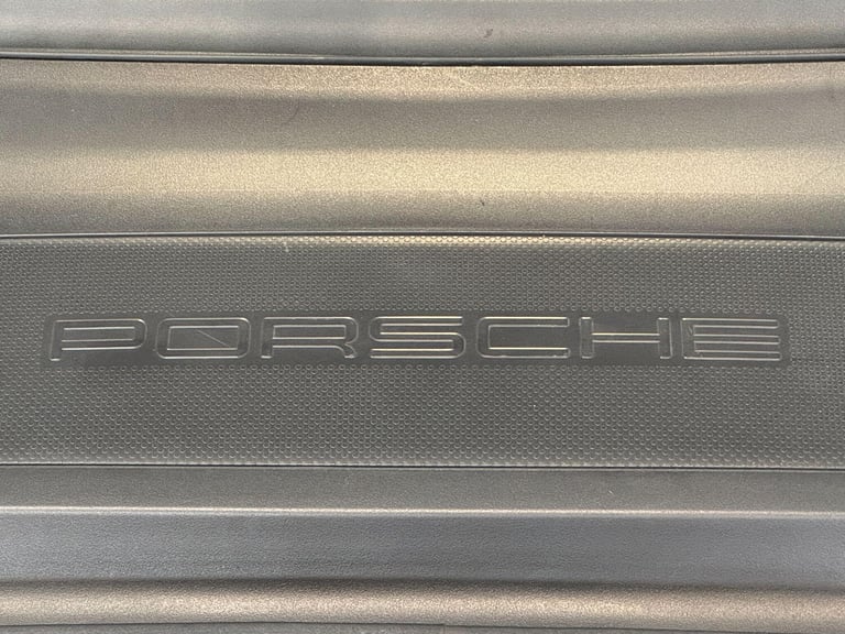 2010 Porsche 911 3.6 997 Carrera Coupe 2dr Petrol Manual (242 g/km, 345 bhp) COUPE Petrol Manual
