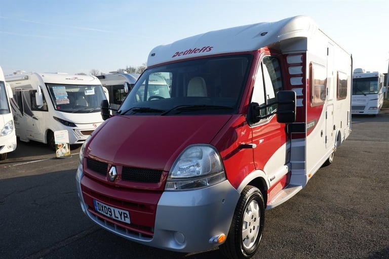 Dethleffs Globetrotter ESPRIT RT RENAULT 3 BERTH 4 TRAVEL SEAT MOTORHOME