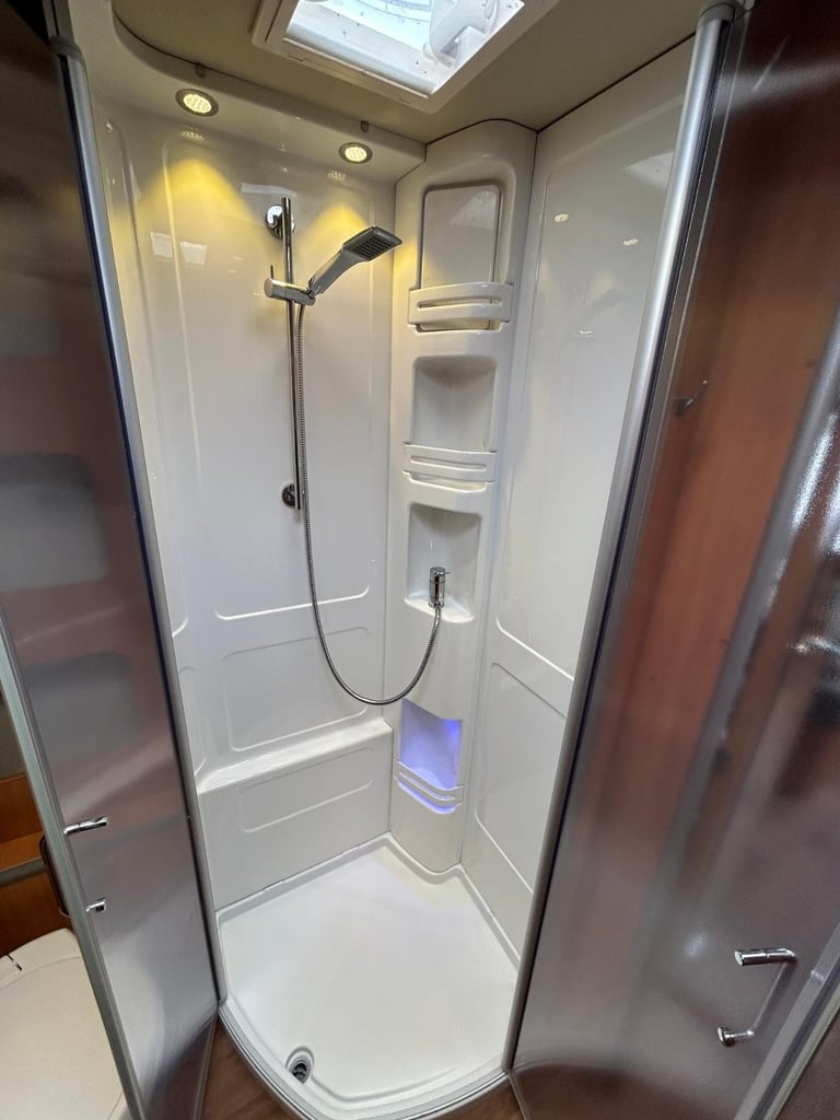 Hymer Eriba Nova GL 2 berth 2017 ***MOVER**GREAT CONDITION***
