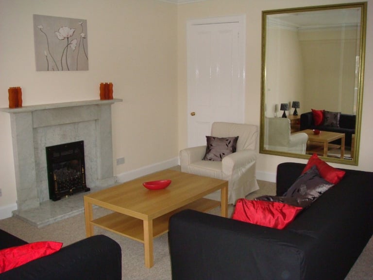 Greenhill Place: lovely 2 bedroom flat for rent