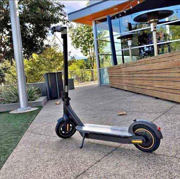 ✓✓ELECTRIC SCOOTERS 35km/H speed fast Go available✓✓