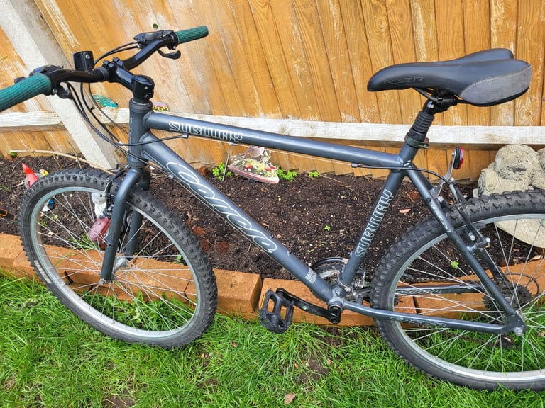 Carrera mountain bike 