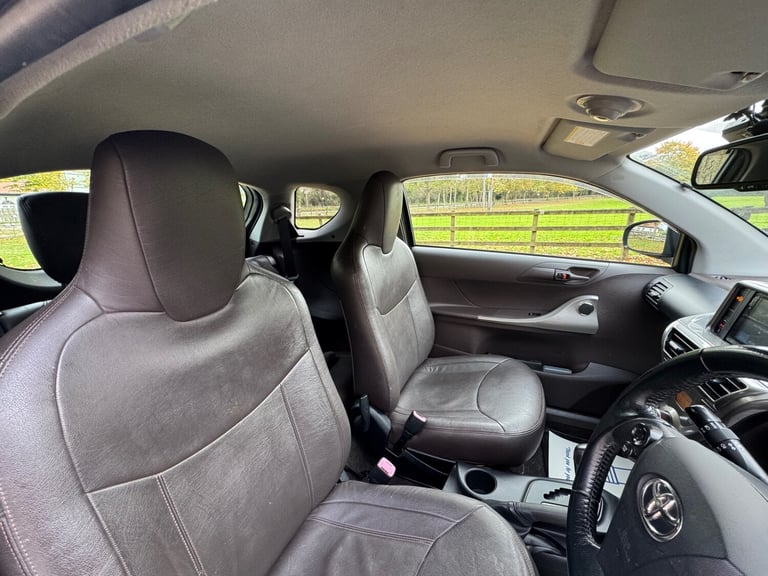 2009 Toyota IQ 1.33 Dual VVT-i 3 3dr Multidrive HATCHBACK Petrol Manual