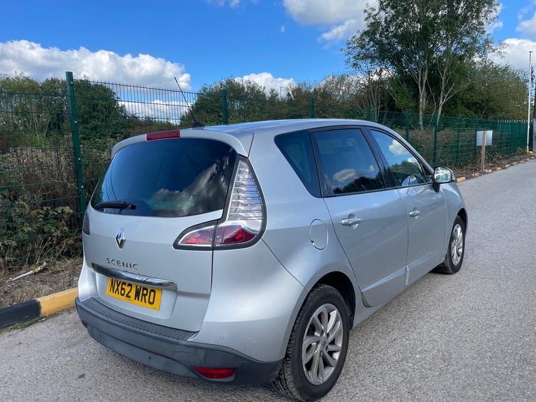 RENAULT SCENIC 1.5 DCI DYNAMIQUE TOM TOM 62 REG 5 DOOR MPV MOT DECEMBER 19TH TAX £35 60+MPG