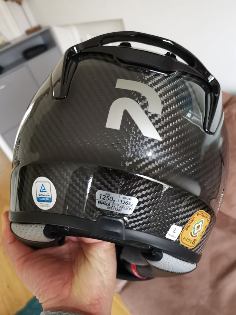 HJC RPHA-11 Carbon size Large (L) and Shoei Neotec XL