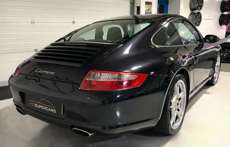 2005 Porsche 911 997 Carrera 2 Manual Coupe COUPE Petrol Manual