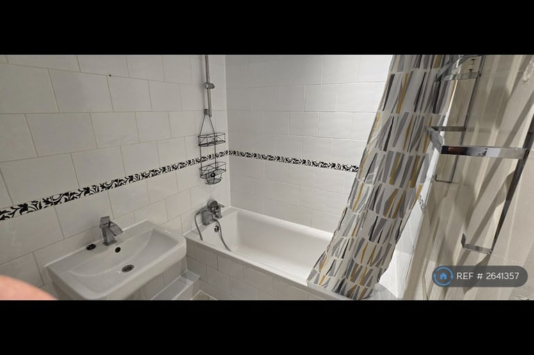 2 bedroom house in Constance Road, Sutton, SM1 (2 bed) (#2641357)