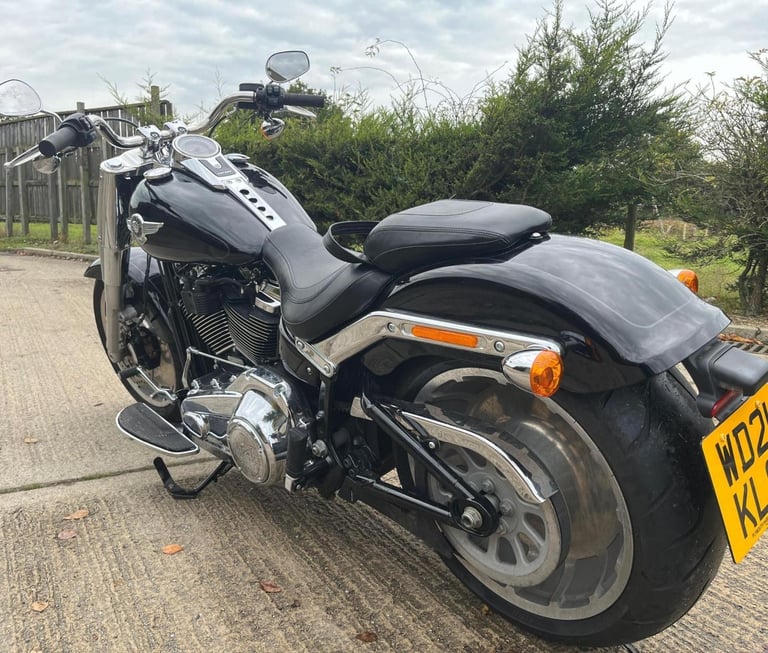 2021 21 HARLEY DAVIDSON FLFBS FATBOY [Phone number removed]BLACK11k MILESCUSTOM CRUISER