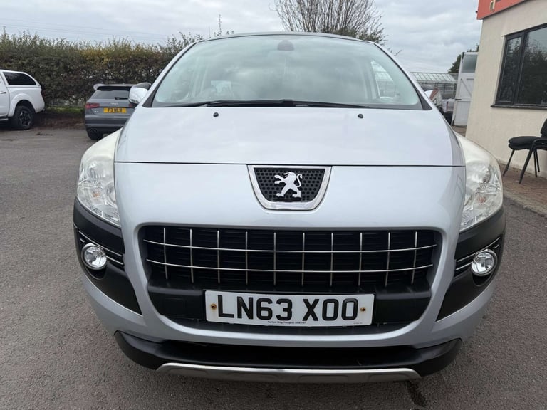 2013 Peugeot 3008 1.6 3008 Allure e-HDi Semi-Auto 5dr SUV Diesel Automatic