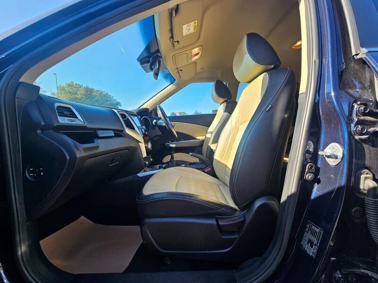 2015 Ssangyong Tivoli 1.6 e-XGi ELX Euro 6 (s/s) 5dr HATCHBACK Petrol Manual