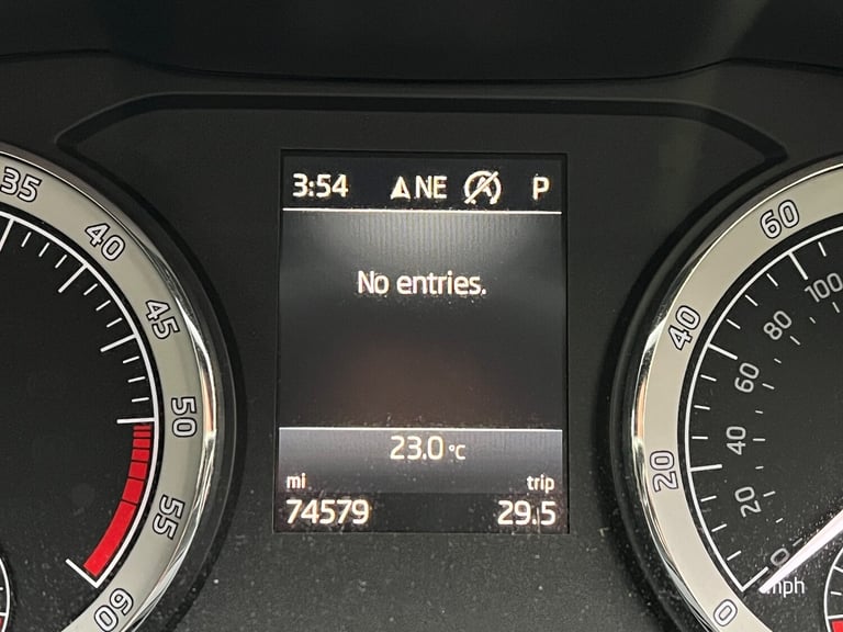2018 Skoda Karoq 1.6 TDI SE L SUV 5dr Diesel DSG Euro 6 (s/s) (115 ps) Diesel