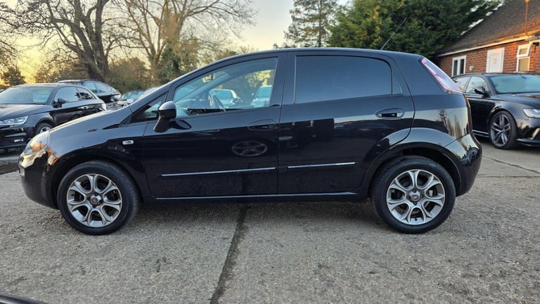 FIAT PUNTO 1.4 Easy Euro 6 (s/s) 5dr 2015