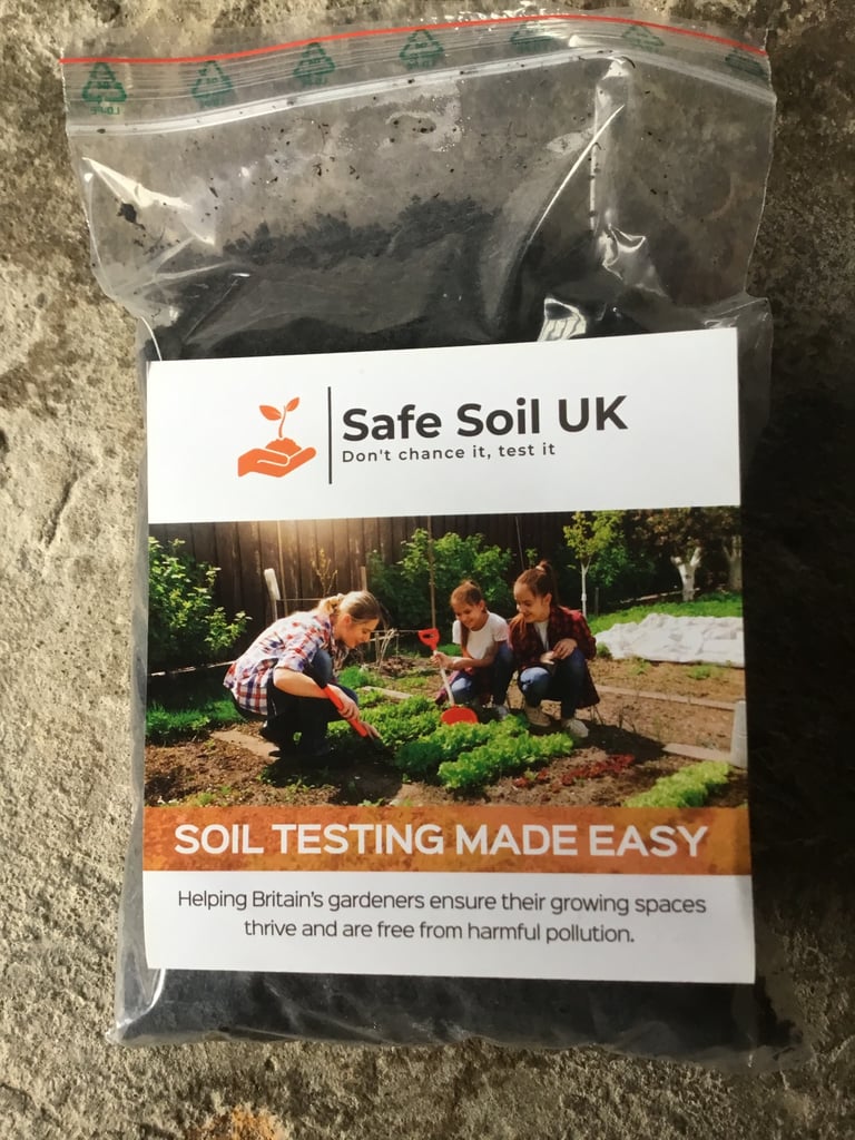 Organic horse manure compost pleasant odourless and mature 