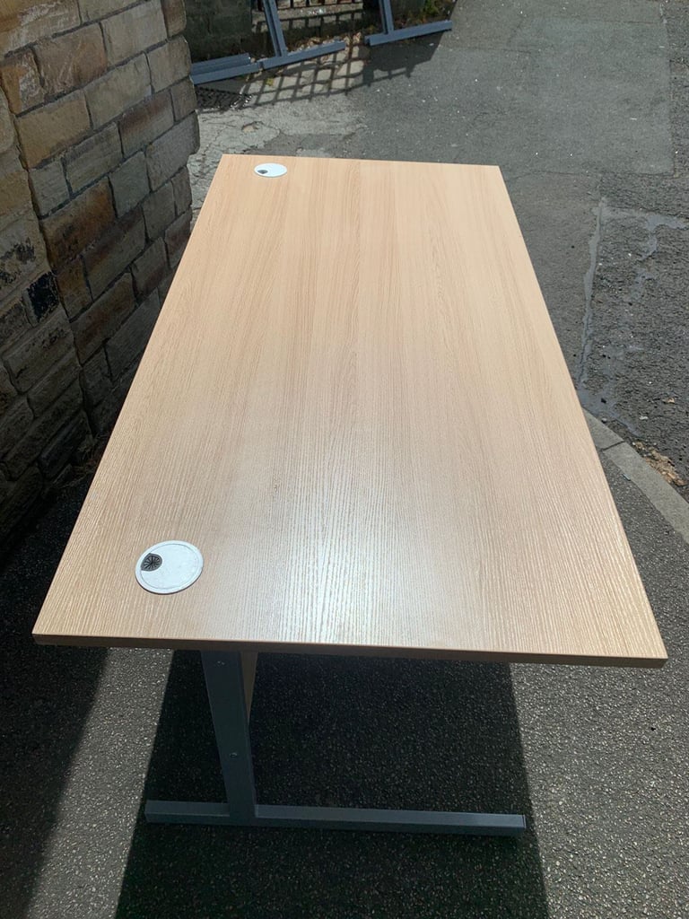 Light oak cantilever office desks 1600 x 800 (5 available) free 