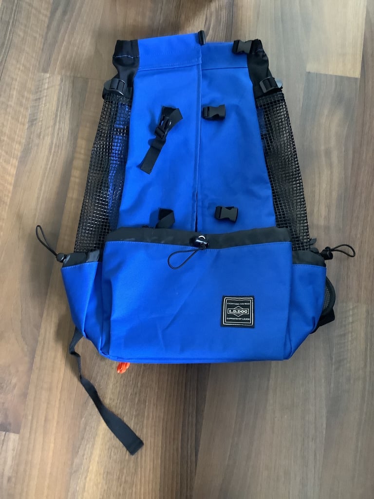 Reduced New Travel back pack for dogs 