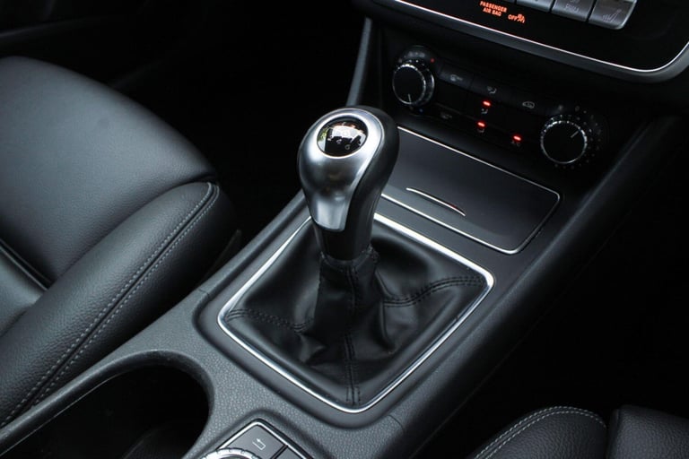 2018 Mercedes-Benz GLA 1.6 GLA200 SE (Executive) Euro 6 (s/s) 5dr ESTATE Petrol Manual