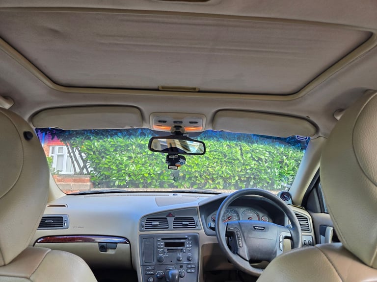 Volvo, V70 T5, Estate, 2001, Automatic, 2319 (cc), 5 doors