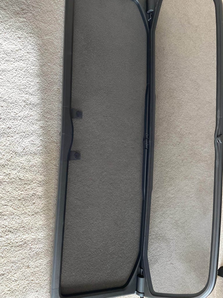 image for Genuine BMW 4 Series Wind Deflector fits 4 Series G23 Convertible 2021-Onwards 