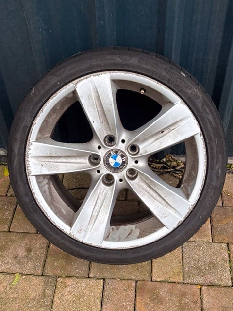 18inch BMW wheels and tyres