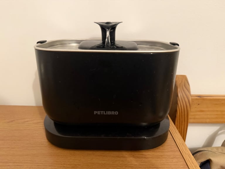 Petlibro cordless water fountain 